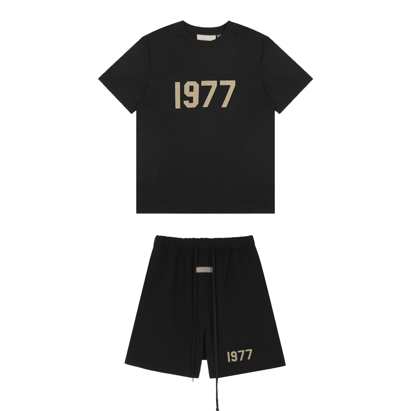 ชุดเสื้อยืดและกางเกงขาสั้นพิมพ - Fear Of God Essential บทวิจารณ์และราคา