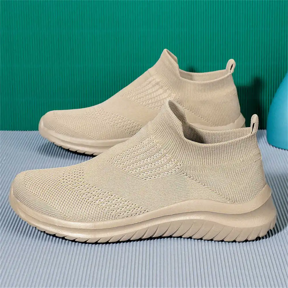 Beige Soft ใหม่รองเท้าเทนนิส M - Streetwear Brand Golf บทวิจารณ์และราคา